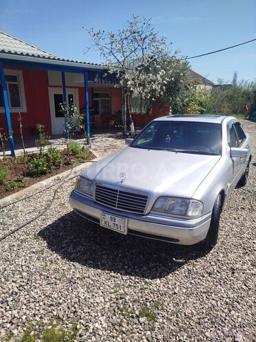 Mercedes C 220 1996, 360,000 km - 2.2 l - Xaçmaz