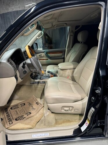 Lexus LX 470-18