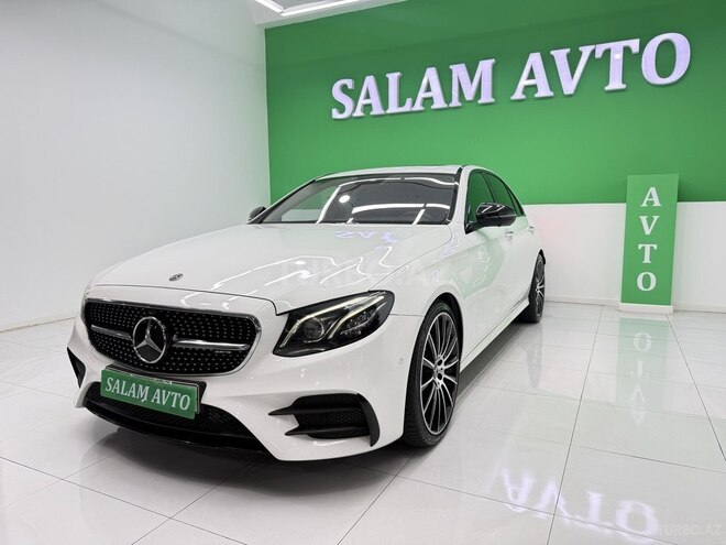 Mercedes E 220 d-3