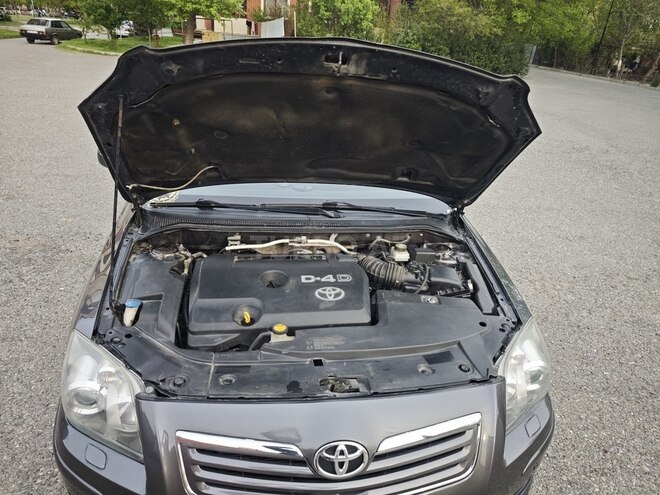 Toyota Avensis-6
