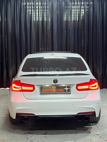 BMW 330-9