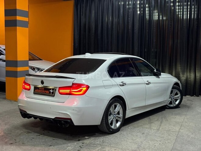 BMW 330-11