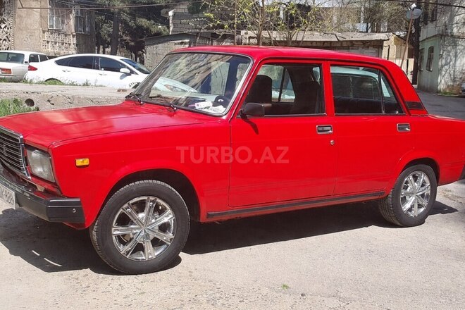 LADA (VAZ) 2107-2