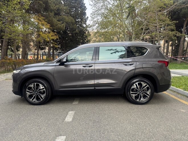 Hyundai Santa Fe-4