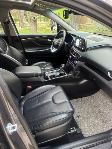 Hyundai Santa Fe-11