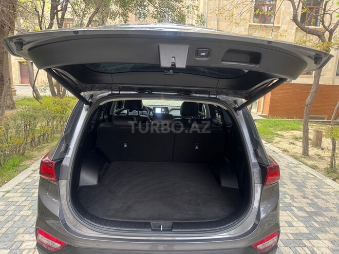 Hyundai Santa Fe-9