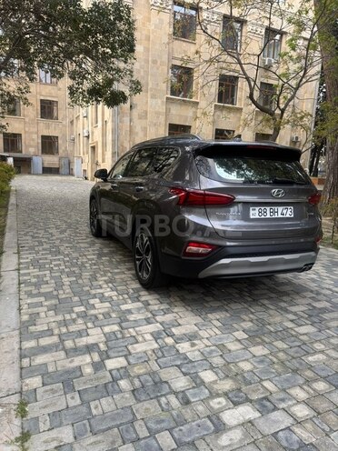 Hyundai Santa Fe-20