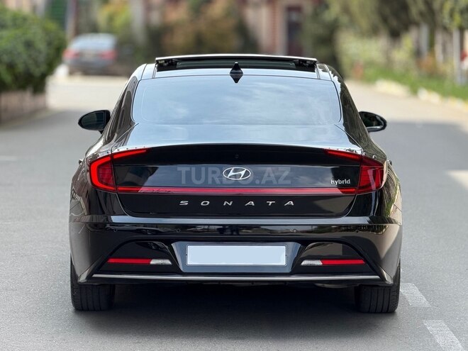 Hyundai Sonata-6
