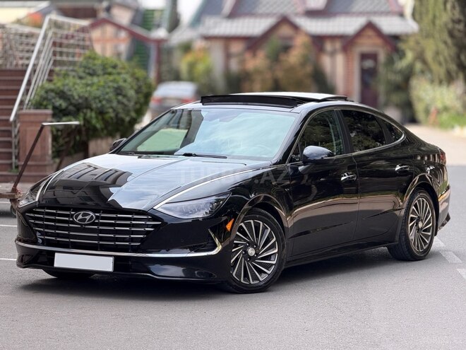 Hyundai Sonata-1