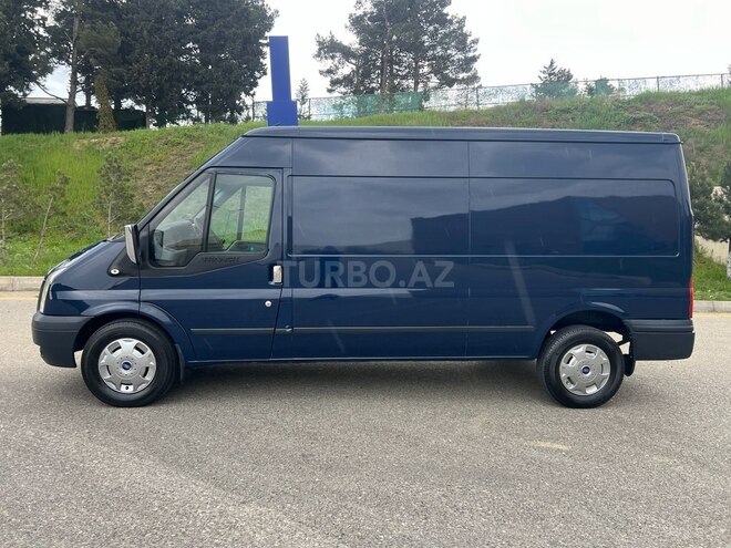 Ford Transit-3