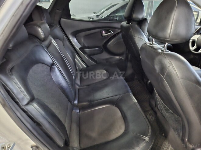 Hyundai ix35-13