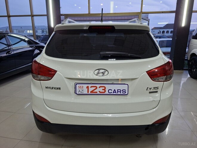 Hyundai ix35-6