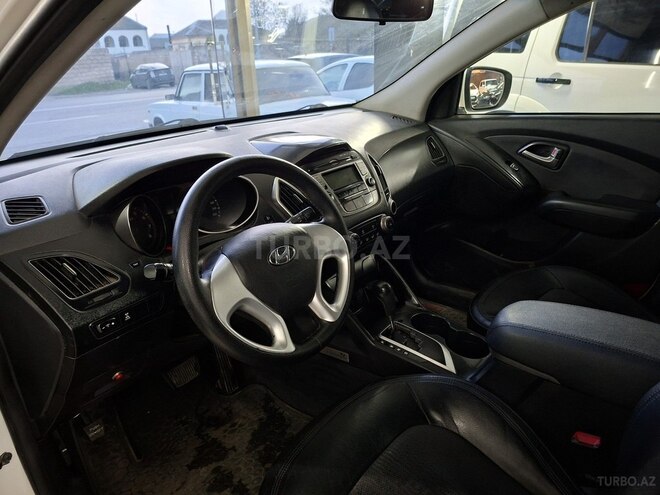 Hyundai ix35-8