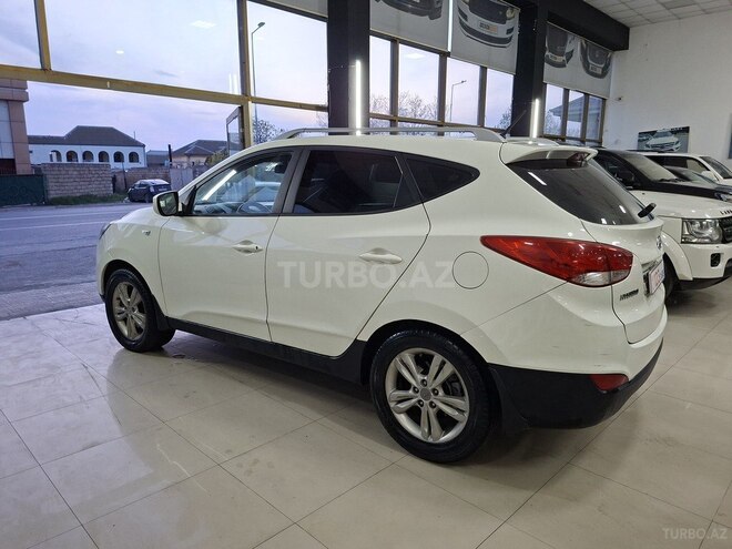 Hyundai ix35-7