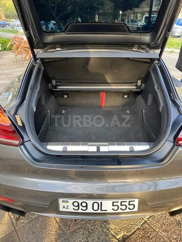 Porsche Panamera GTS-19