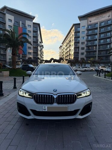 BMW 530e-1