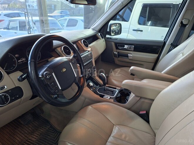 Land Rover Discovery-10