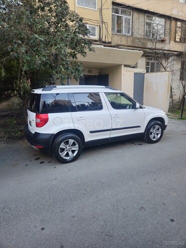 Skoda Yeti 2011, 289,000 km - 1.2 л - Bakı