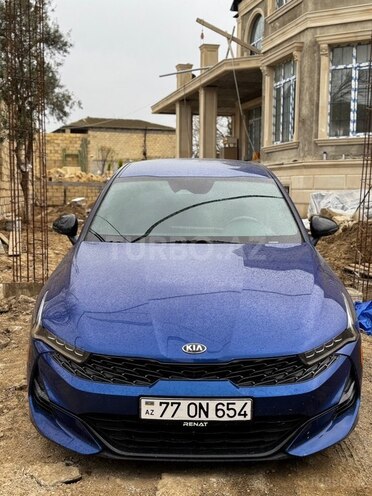 Kia K5-4