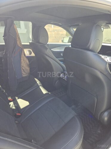 Mercedes E 220 d-15