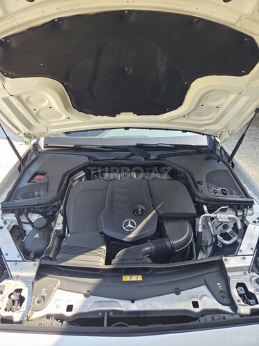 Mercedes E 220 d-10