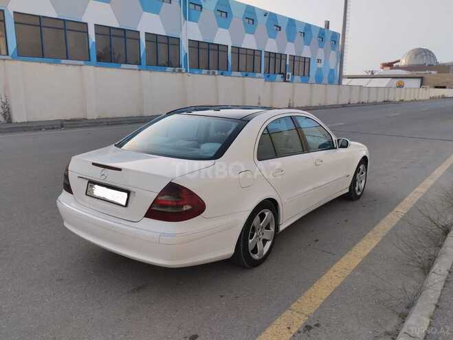Mercedes E 220-3