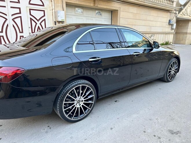 Mercedes E 300 e 4MATIC-8