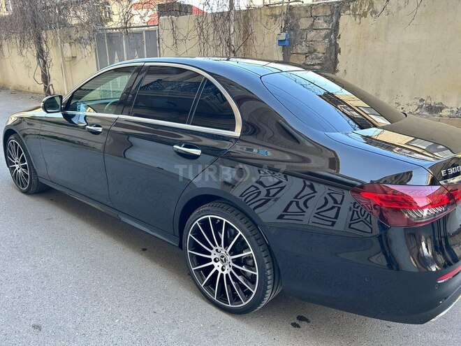 Mercedes E 300 e 4MATIC-7