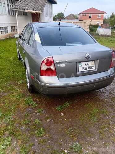 Volkswagen Passat-4