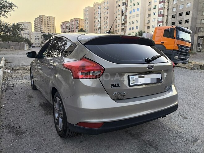 Ford Focus-4