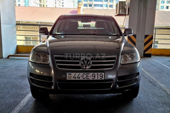 Volkswagen Touareg-3