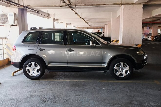 Volkswagen Touareg-5