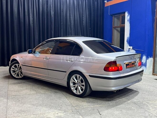 BMW 320-14