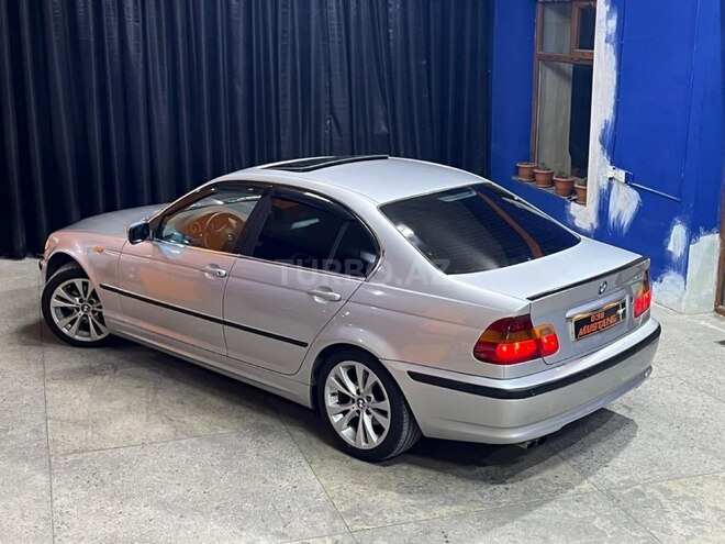 BMW 320-13