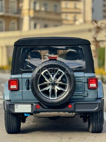 Jeep Wrangler-4