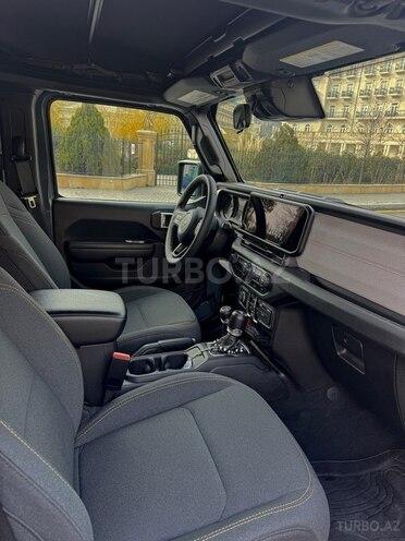 Jeep Wrangler-6
