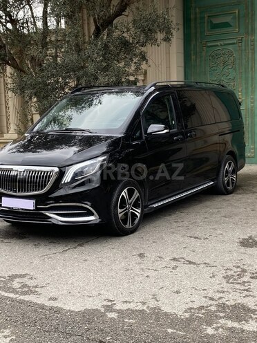 Mercedes Metris-4