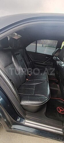 Mercedes E 200-16