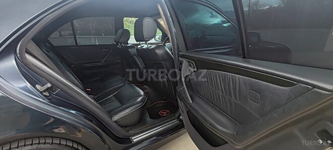 Mercedes E 200-15