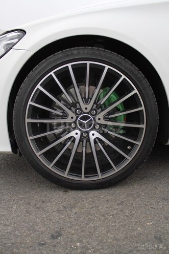 Mercedes C 300-8