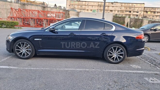 Jaguar XF-5