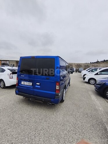 Ford Tourneo-3