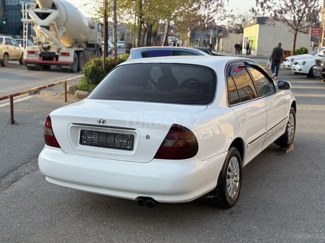Hyundai Sonata-7