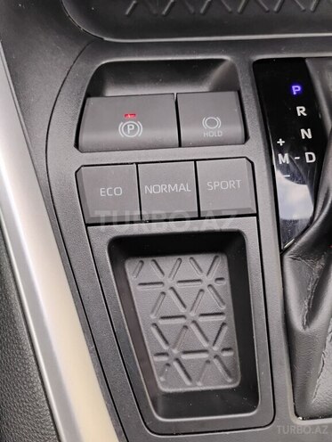 Toyota RAV4-13