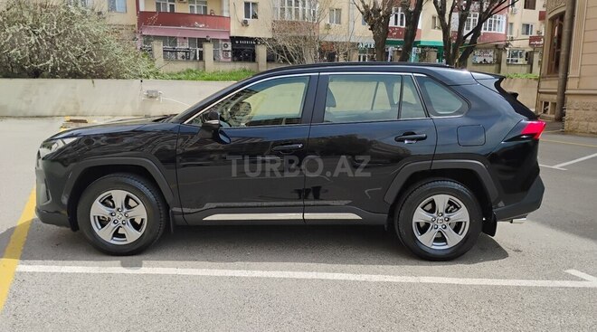 Toyota RAV4-4