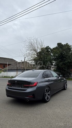 BMW 330-12