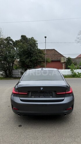 BMW 330-13