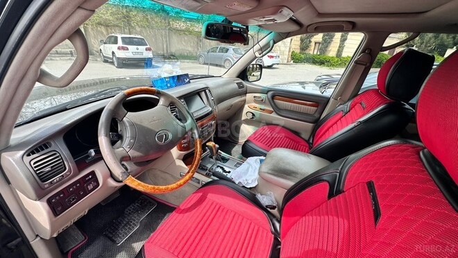Lexus LX 470-9