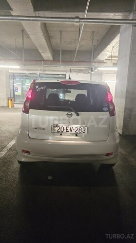 Nissan Note-2