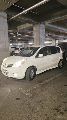 Nissan Note-5